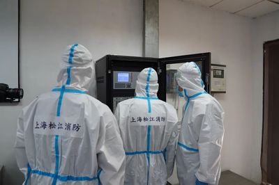 松江消防主动上门，助力企业复工复产，严把防火安全关